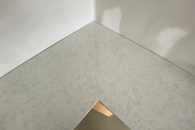 Såga till bänkskiva